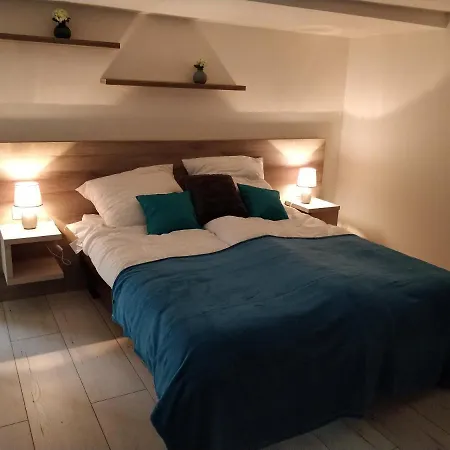 Doramina-f20 Studio * Budapest